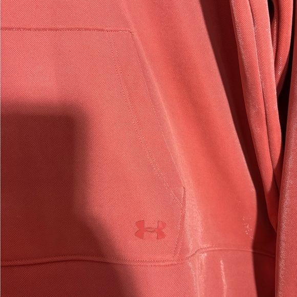 Under Armour 2XL Sweatshirt this one shines - Picture 2 of 4